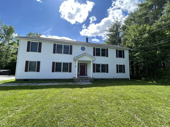 86 Fieldstone Dr #B, Bangor, ME 04401