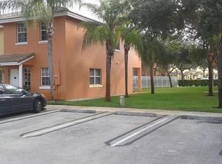 6830 Sienna Club Dr, Fort Lauderdale, FL 33319
