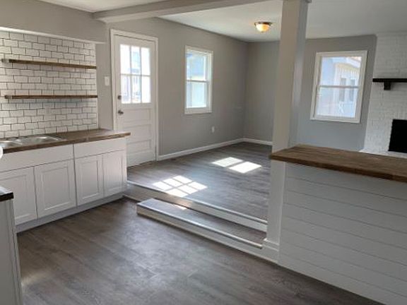2nd image of 170 Carlisle Ave