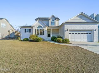 102 Runnymeade Dr, Jacksonville, NC 28540
