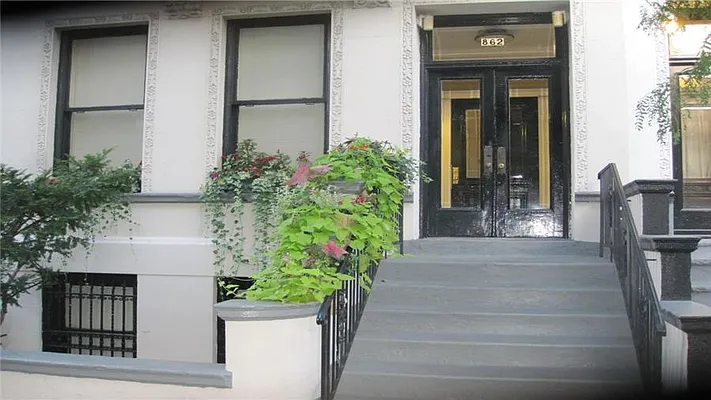 Rented by Fenwick Keats Real Estate | media 38