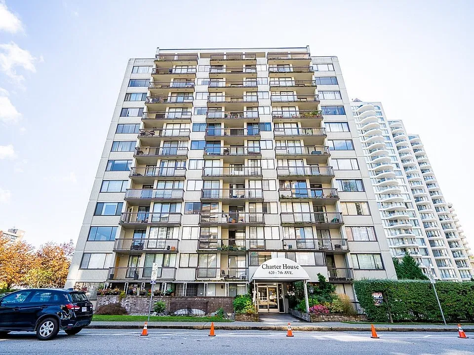 620 7th Ave #502