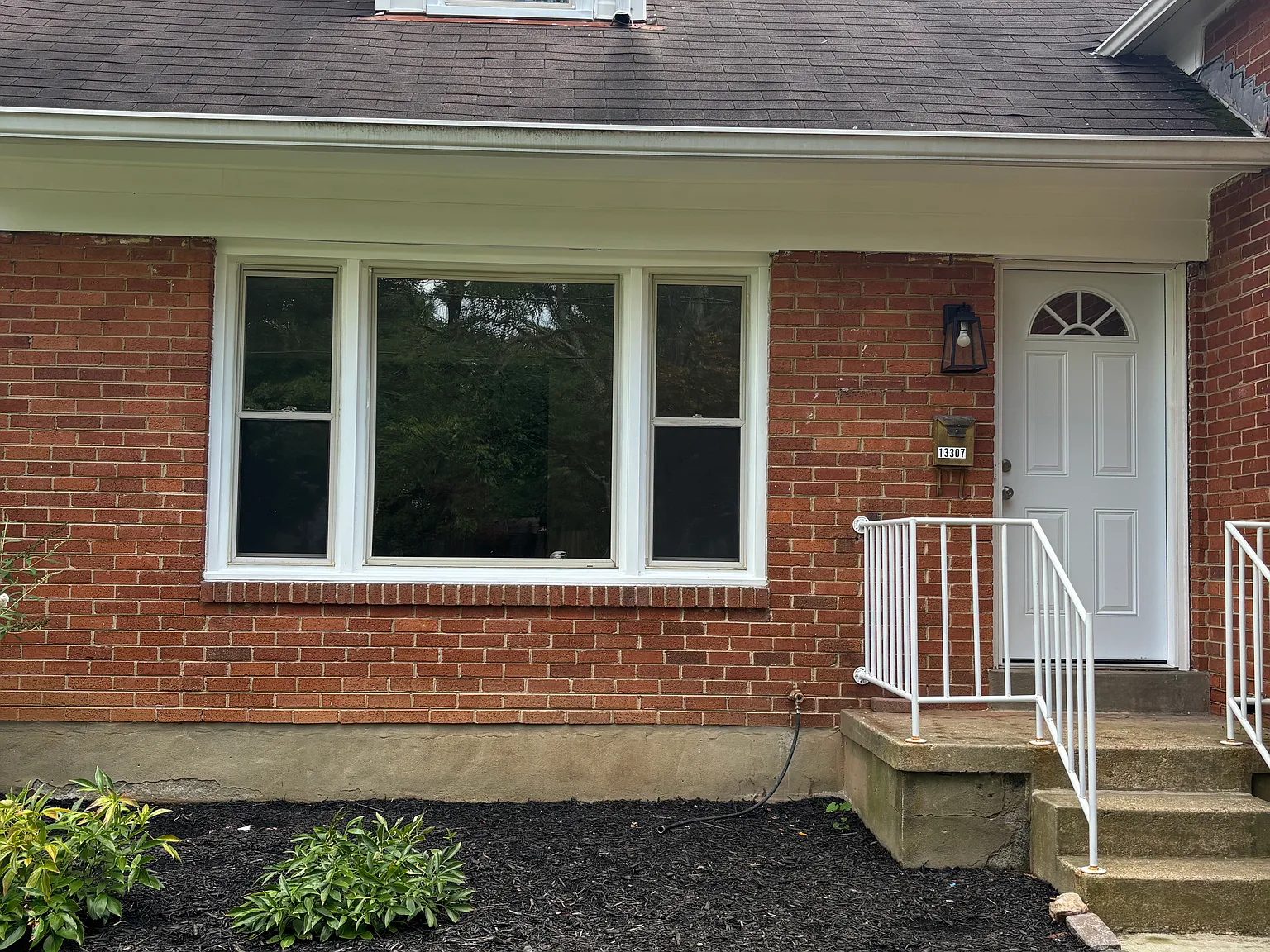 4 bed, 1932 sqft, $3,350 — Photo 2