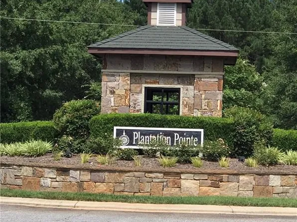 6084 Plantation Pointe Dr, Granite Falls, NC 28630