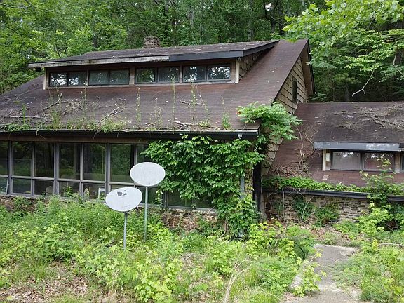 2nd image of 2714 County Road 261