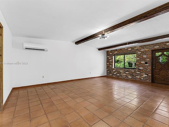 5th image of 8001 SW 135th St