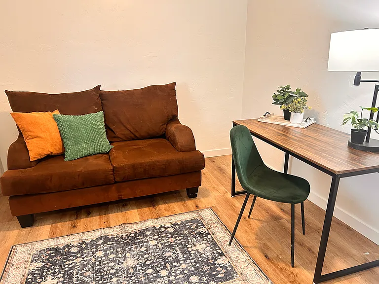 422 N 18th Ave #3 — Photo 15