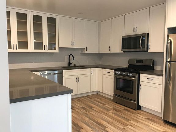 New Cabinets & Counters
