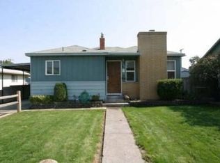 823 4th St, Clarkston, WA 99403