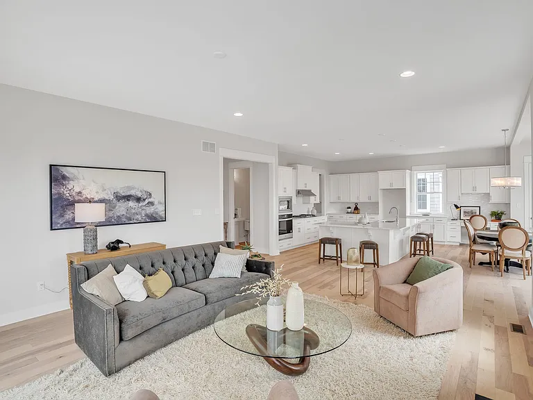 466 Major John Way — Photo 2