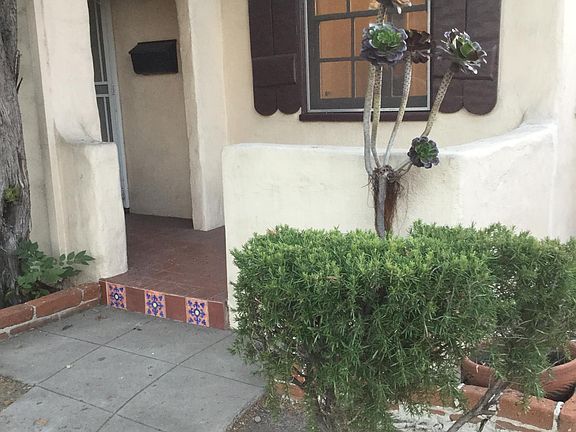3rd image of 5073 Glen Iris Ave