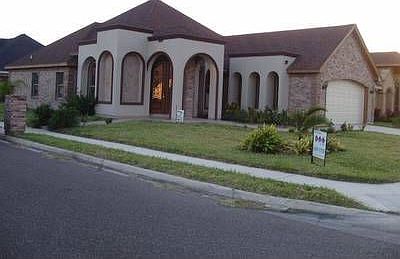 1st image of 4801 La Vista St