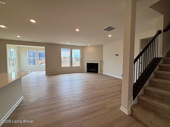 3rd image of 16801 Asher Ct