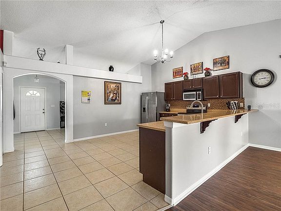 5th image of 4210 Sky Flower Ln