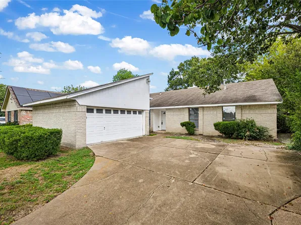 5610 Longforest Dr, Houston, TX 77088