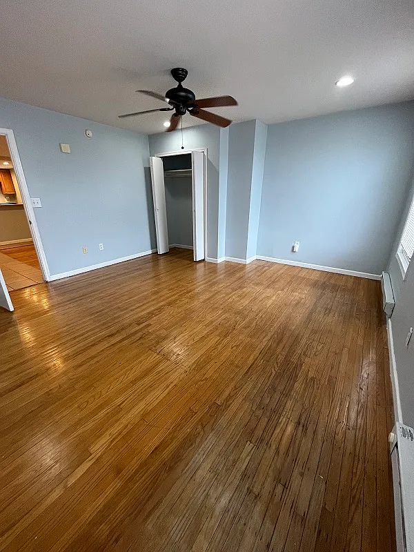567 N. 20th St. #4 — Photo 2