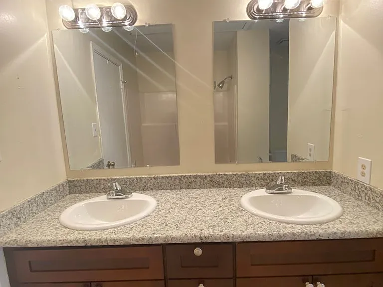 3023 Toulon Dr — Photo 15