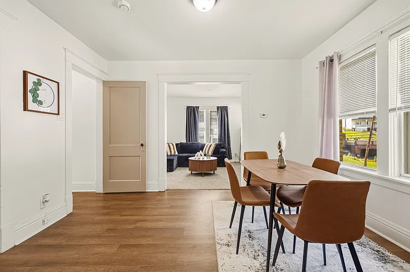 2 bed, 1.0 bath, $1,500 — Photo 3