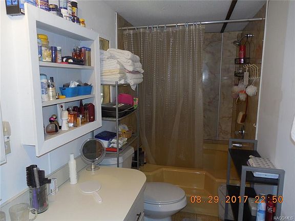 5th image of 1129 S Candlenut Ave