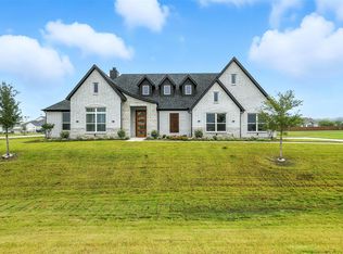 3141 Claire Dr, Midlothian, TX 76065