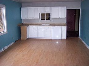 5th image of 2405 38th St