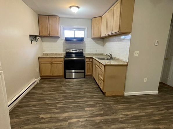 162 Main St APT E