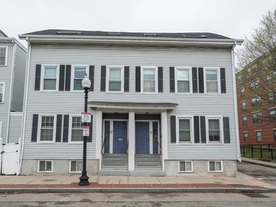 292-294 D St Unit 1, Boston, MA, 02127