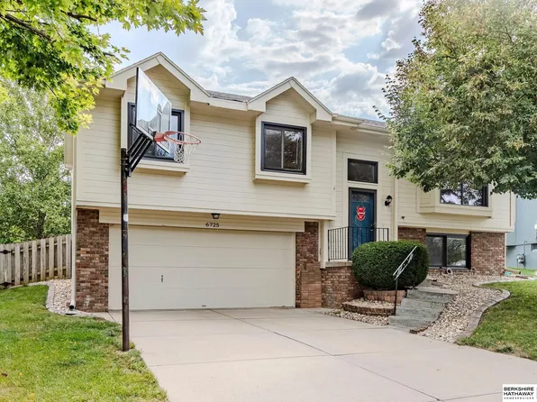 6725 N 108th Ave, Omaha, NE 68164