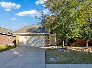 8562 Prairie Fire Dr, Fort Worth, TX 76131