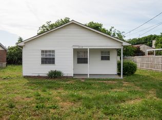 3212 Woodstock Dr, Nashville, TN 37207
