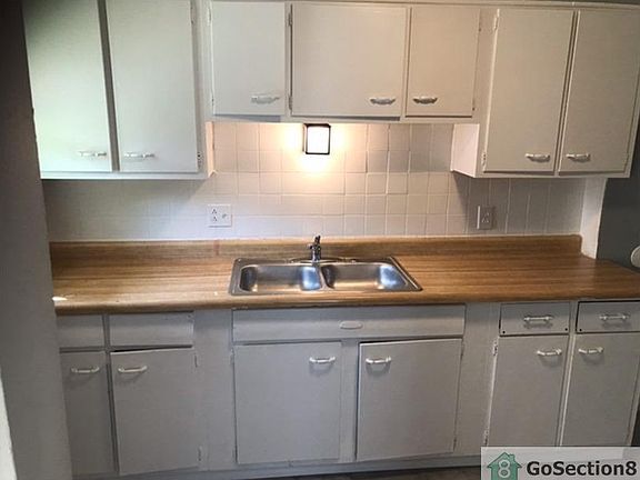 5th image of 2234 Dresden St