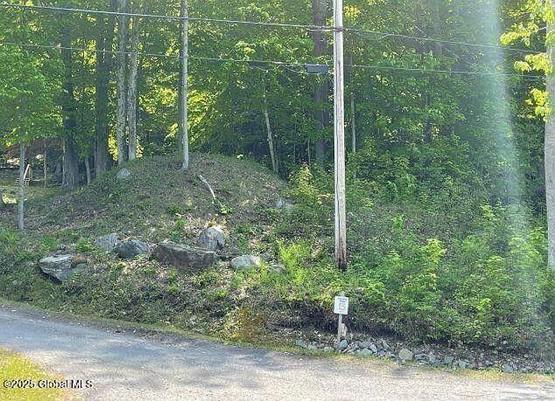 3rd image of L38.12 S Shore Road