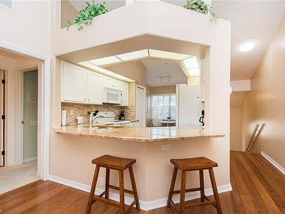 5th image of 13070 Amberley Ct APT 910