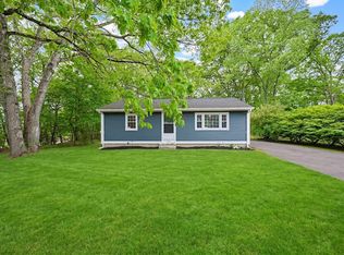 250 Mendon Rd, North Attleboro, MA 02760