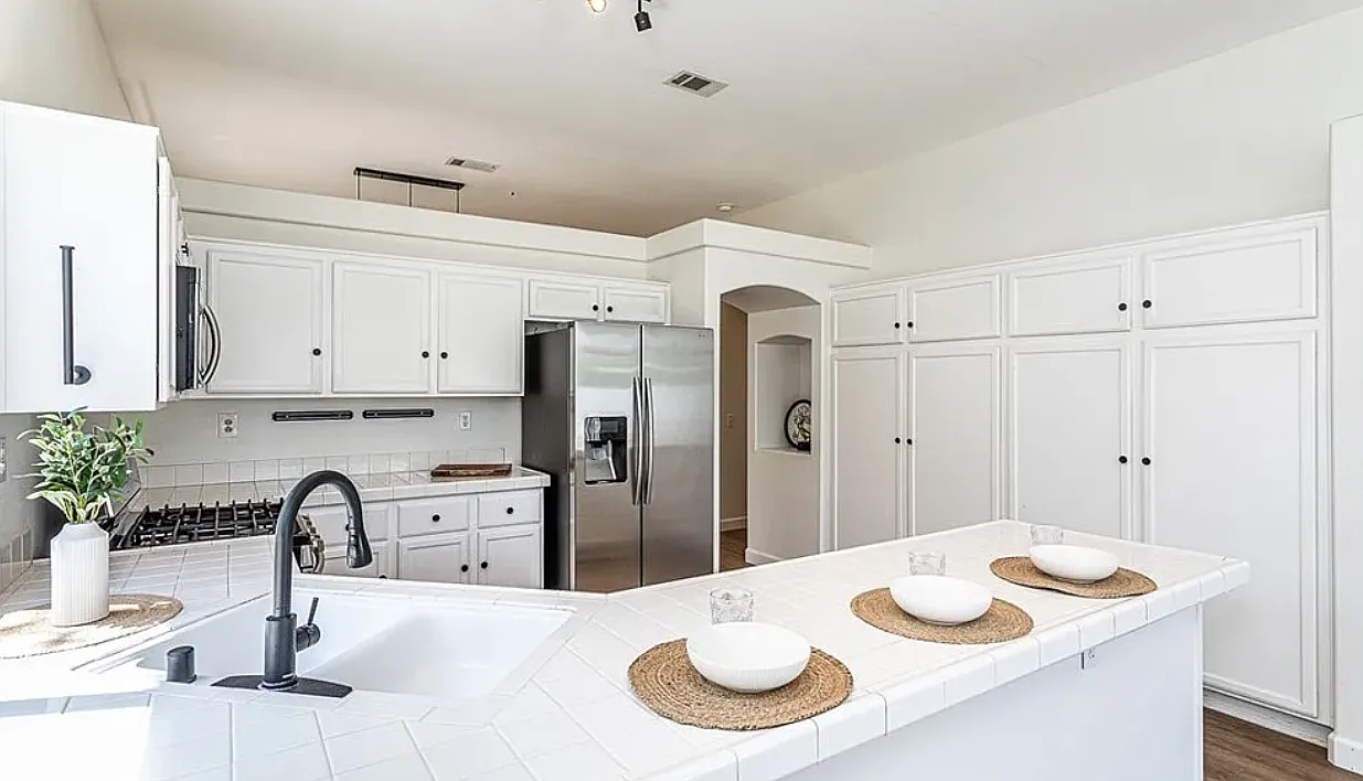 3 bed, 1495 sqft, $2,980 — Photo 1