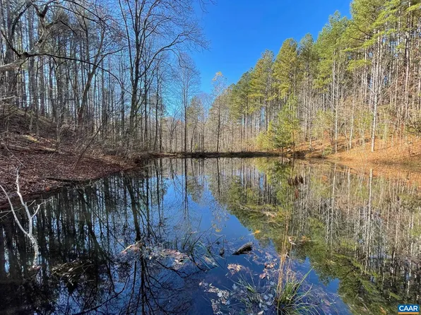 Starvale Ln, Shipman, VA 22971