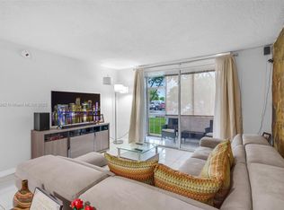 Summit Chase Condo, Miami, FL 33126