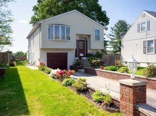 43 Brightridge Ave, East Providence, RI 02914