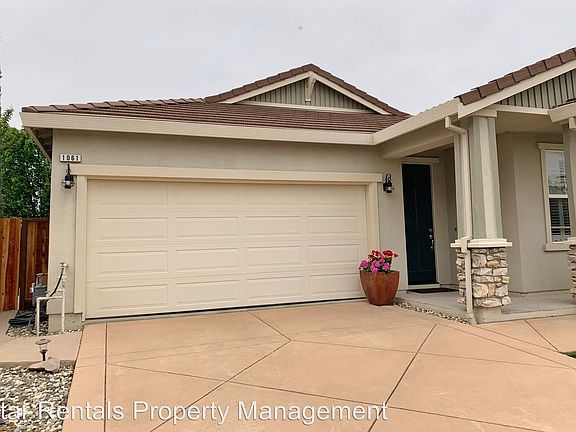 5th image of 1061 N Station Dr