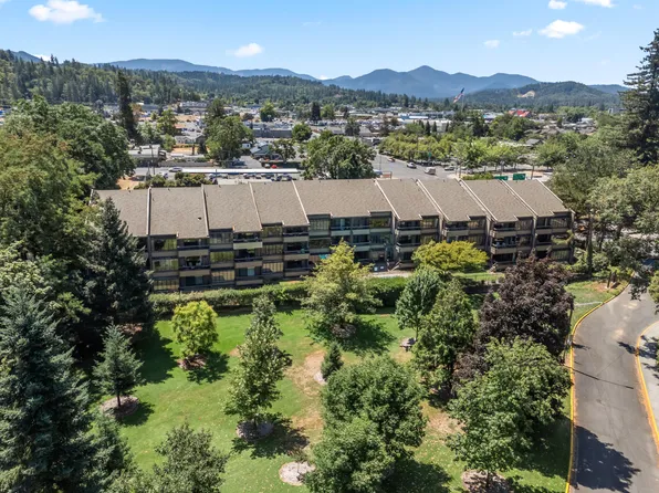115 Rogue River Hwy APT 307, Grants Pass, OR 97527