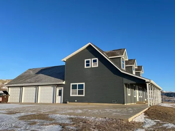 4464 146w Ave NW, Williston, ND 58801