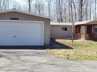 5455 Reynolds Rd, Cheboygan, MI 49721