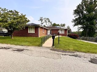 817 W Chambers Dr, Bloomington, IN 47403