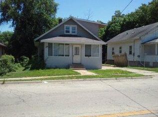 608 S Horace Ave, Rockford, IL 61102