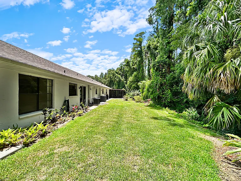 1750 Atrium Dr — Photo 43