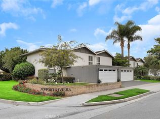 365 Monte Vista Ave, Costa Mesa, CA 92627