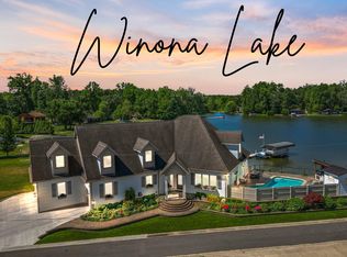 943 Country Club Ln, Warsaw, IN 46580