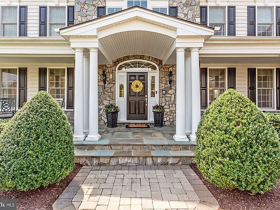 4th image of 5327 Chaffins Farm Ct
