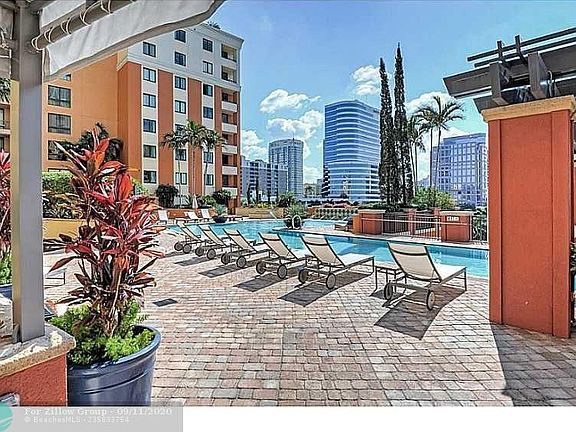 3rd image of 110 N Federal Hwy APT 1016