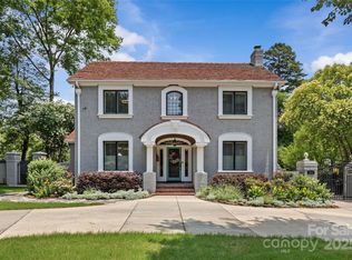 1619 Providence Rd, Charlotte, NC 28207